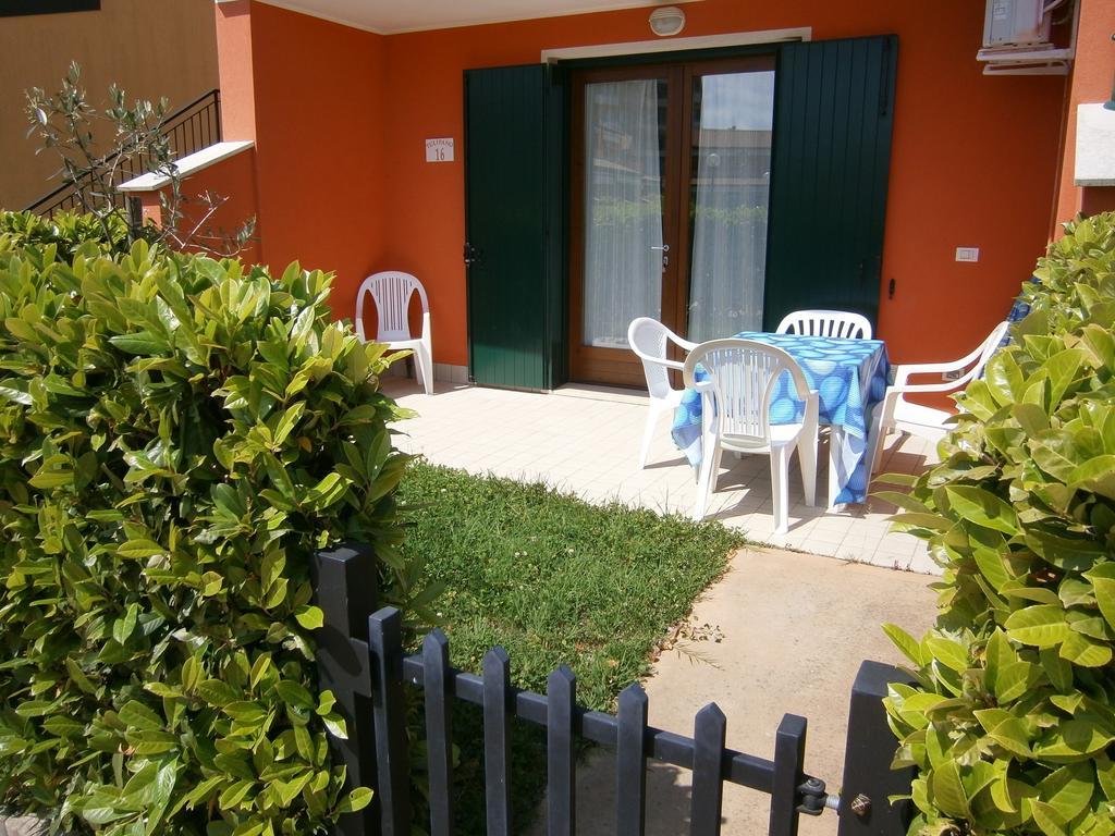 Villaggio Dei Fiori - Agenzia Cocal Caorle Habitación foto